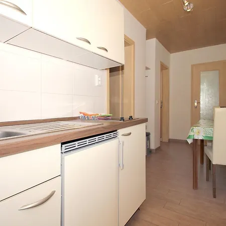 F-1095 Bungalow Am Selliner See Holiday home