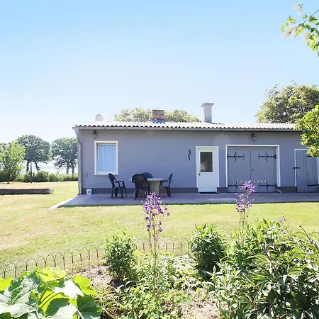 F-1095 Bungalow Am Selliner See * Sellin (Rugen)